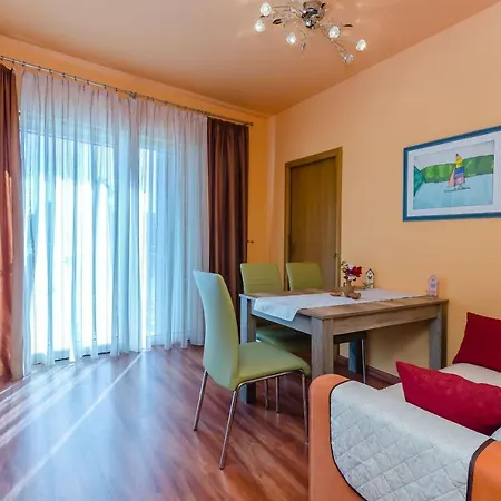 Apartment Benzon *