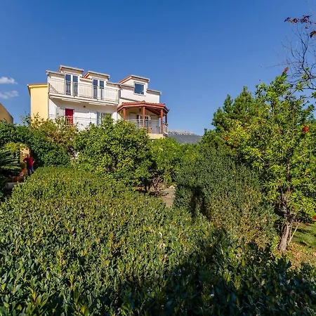 アパート Benzon Kaštela